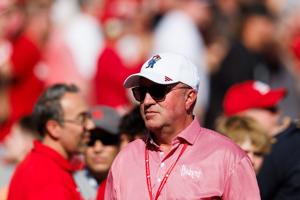 101026-owh-spo-nebraskavsindiana-nf-09
