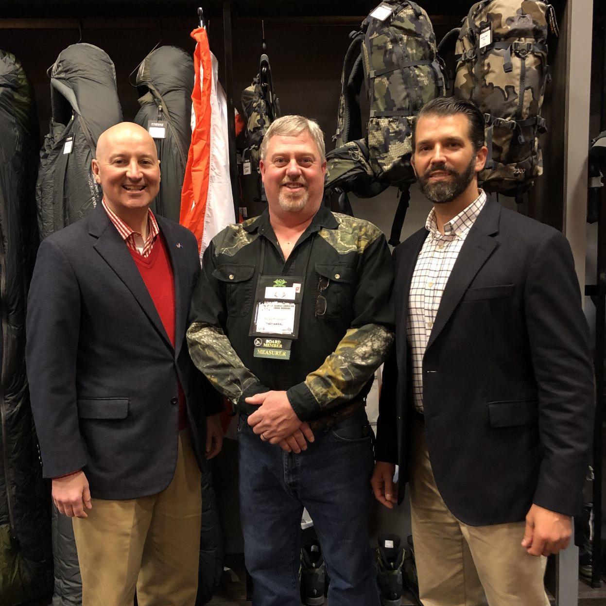 Donald Trump Jr Quietly Came To Omaha Last Week For A Convention Of Bowhunters Local Sports Omaha Com