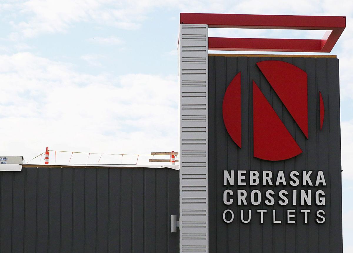 New H M Location At Nebraska Crossing Outlets Gets Opening Date Money Omaha Com New H M Location At Nebraska Crossing Outlets Gets Opening Date Money Omaha Com