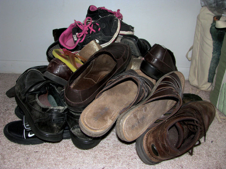 Live Well Council Bluffs Seeks Discarded Shoes For Annual Drive