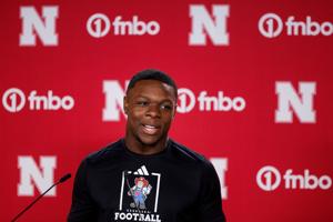 082526-owh-spo-huskerfb-nf-15