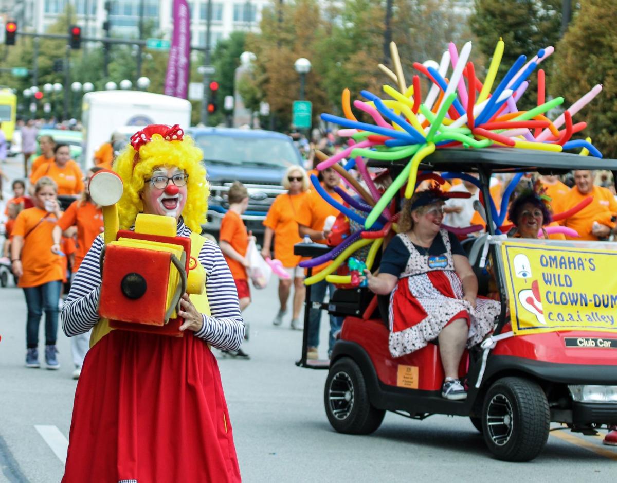 Candy Clowns And Darth Vader Septemberfest Parade Celebrates