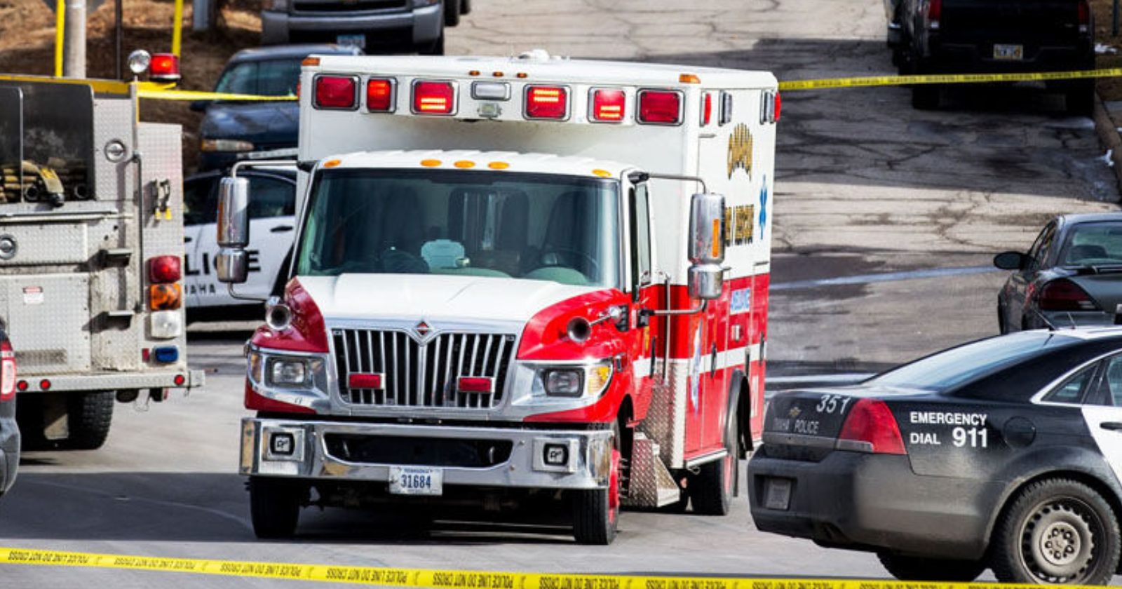 26-year-old woman dead after crash near Omaha's Benson neighborhood - Vimarsana News