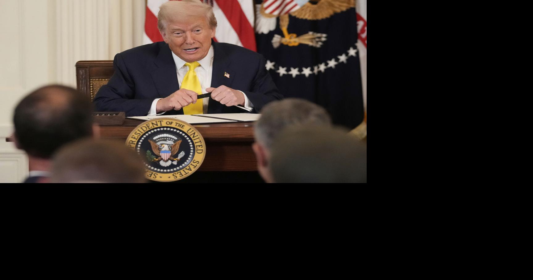Politics today: Court tosses judge #39 s contempt finding against Trump