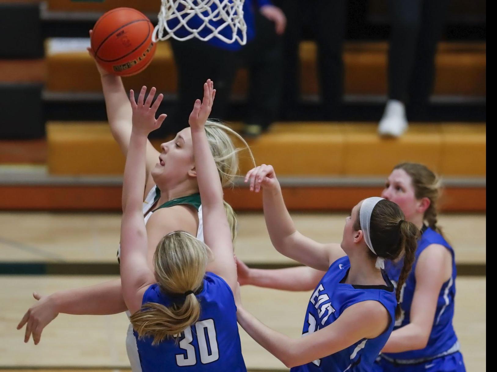 Alexis Markowski S 24 Points Lead Lincoln Pius X To Win Over