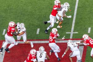 091226-owh-spo-nebraskavsbgsu-cm-20
