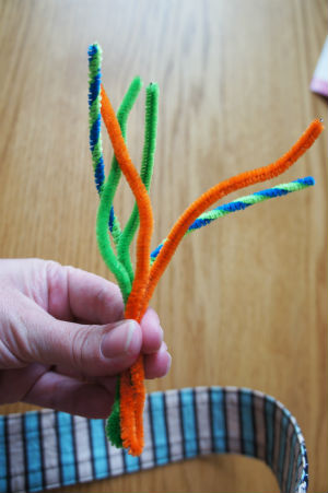 Kid's craft idea: Pipe cleaner fireworks | Blogs | omaha.com