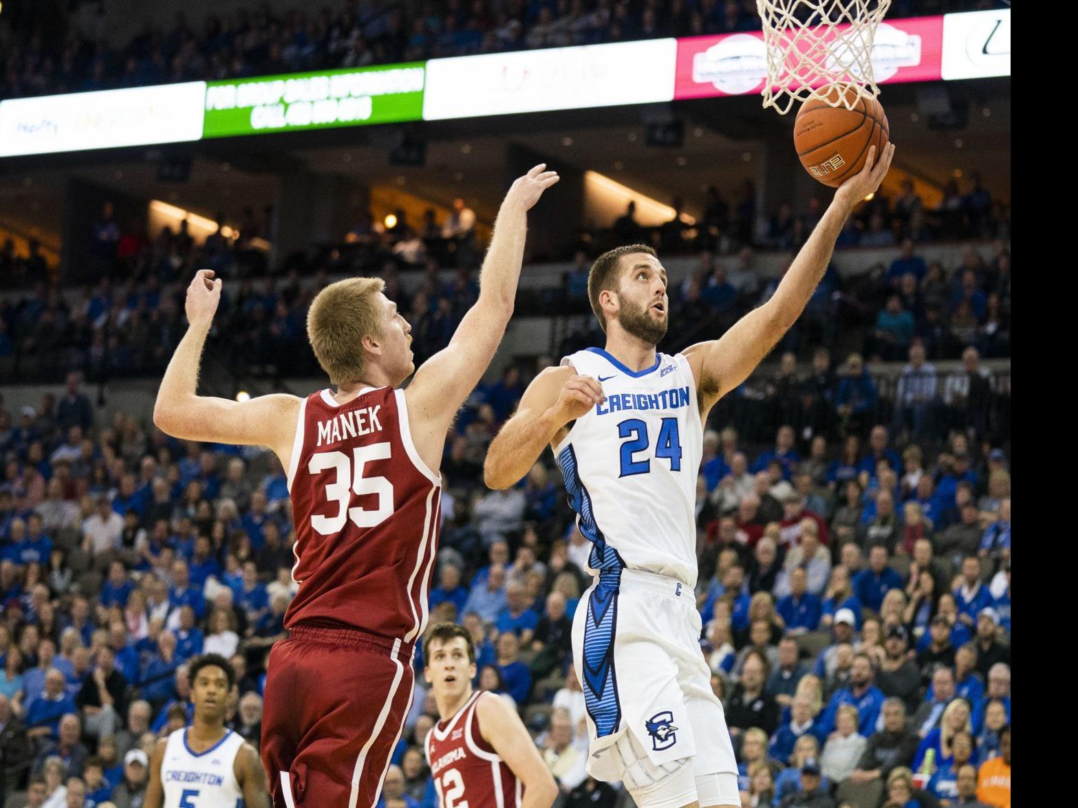 Creighton Men S Basketball Counters Cold Shooting With 29 Free