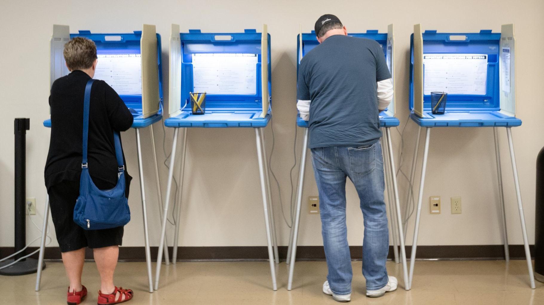 Nebraska Looks To Replace Vote Counting Equipment Paper Ballots Remain Gold Standard State And Regional News Omaha Com