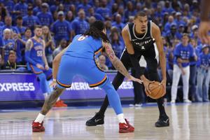 BASKETBALL-NBA-OKC-SAS/