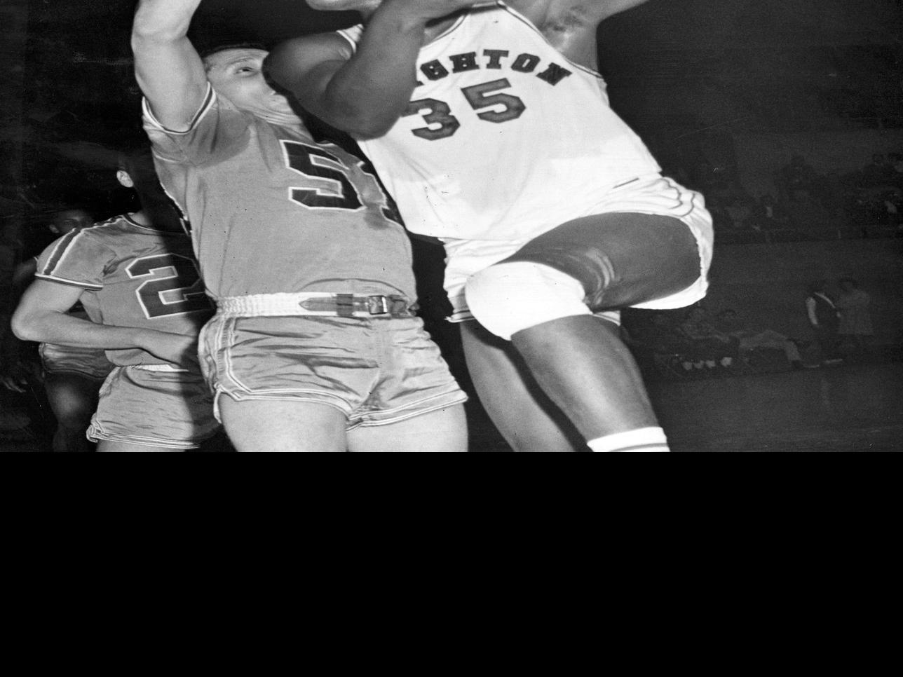 Former Creighton Great Paul Silas Officially Inducted Into College