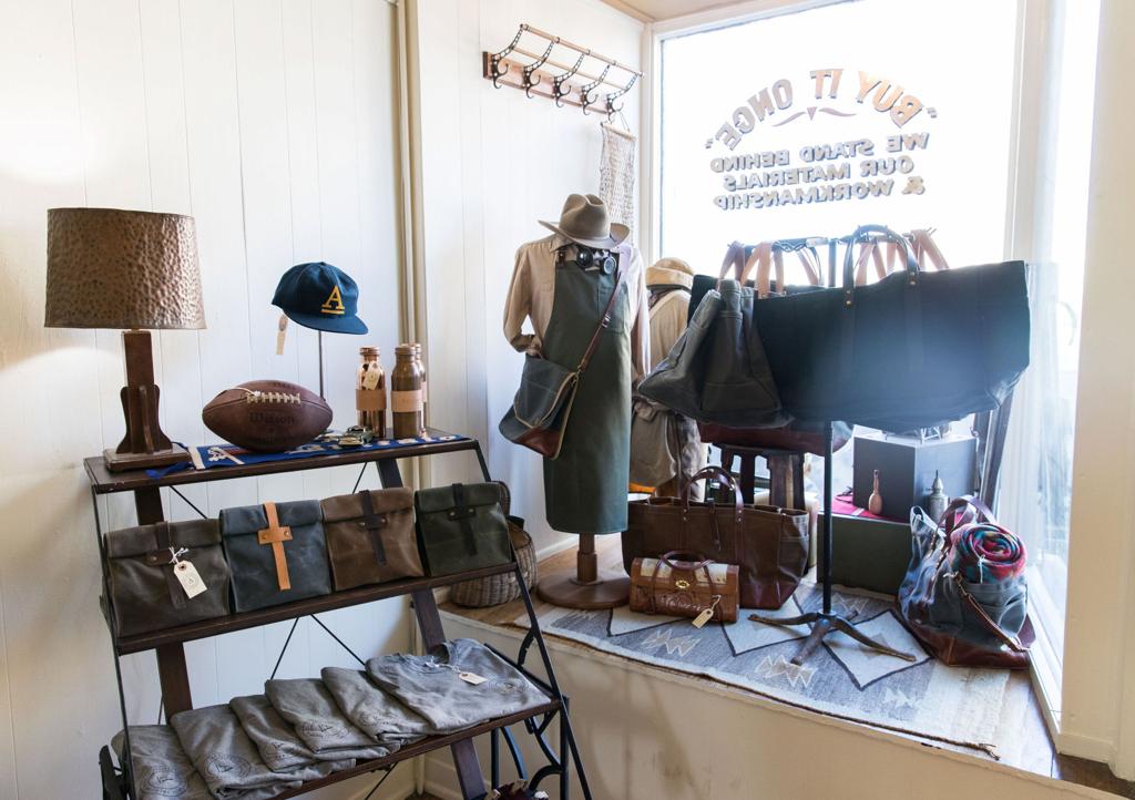 Hansen Unconventionally Successful Omaha Bag Maker Turned Down