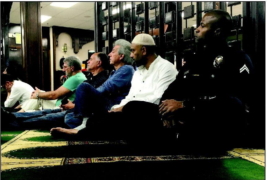 Muslim cop makes L.A. mosques his beat