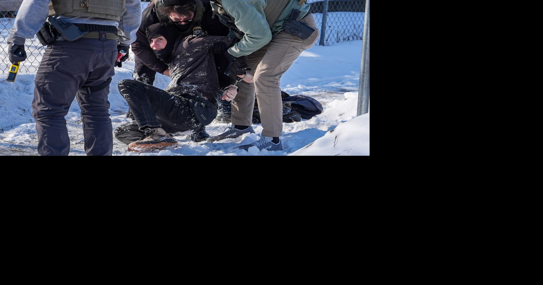 Trumps Grenzbeauftragter kündigt den sofortigen Abzug von 700 ...