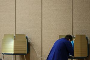 051226-owh-new-voting-nf-01.JPG