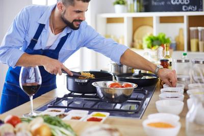 10 Kitchen Essentials for Busy Home Chefs