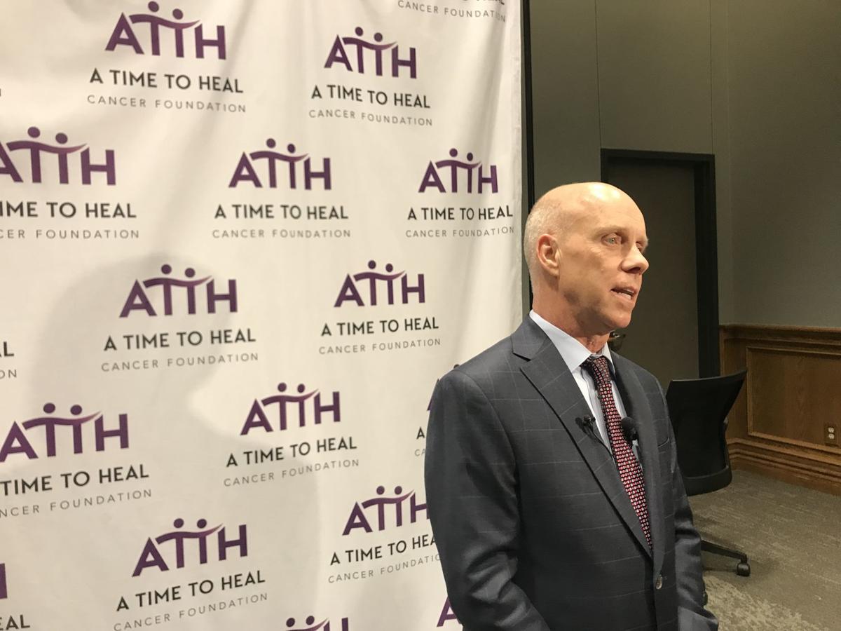 Gold medalist and cancer survivor Scott Hamilton to Omahans 'Make