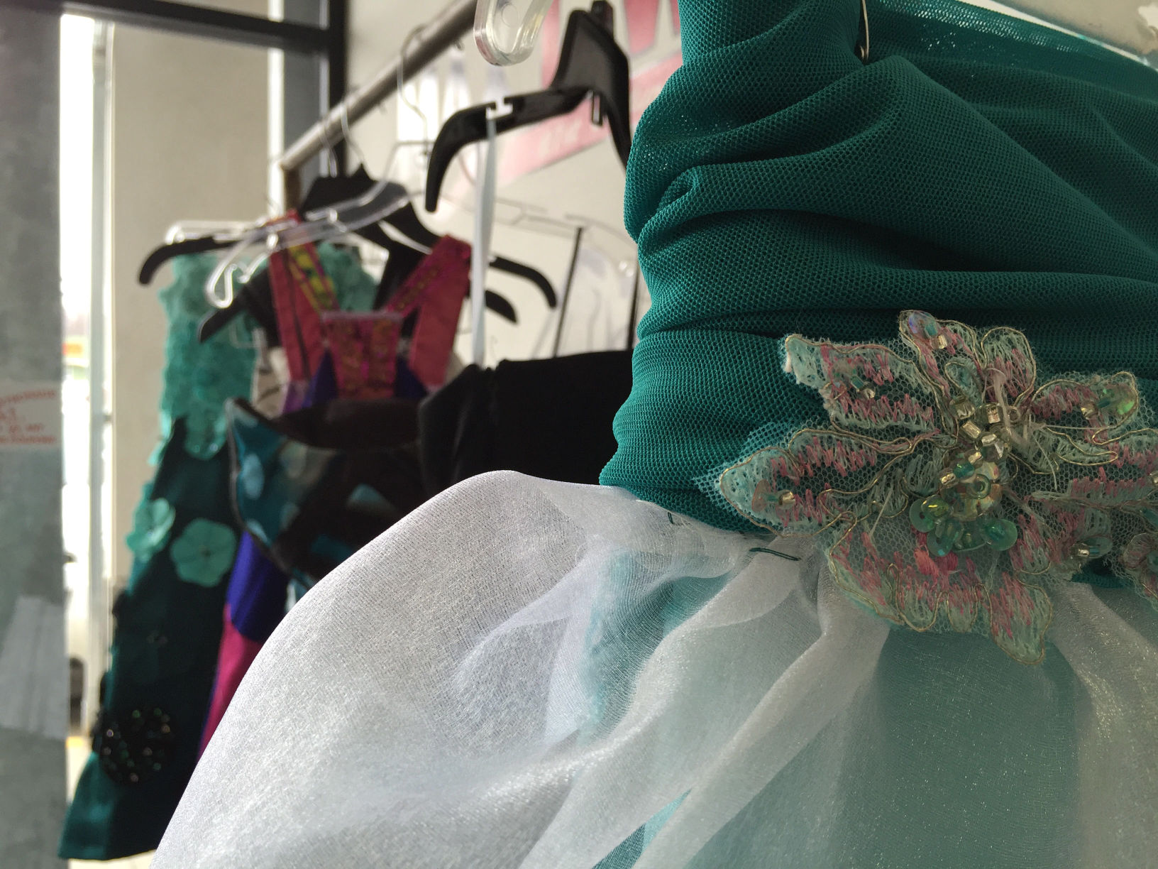 chic boutique dresses