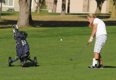 Duke girls fourth at Seward in golf