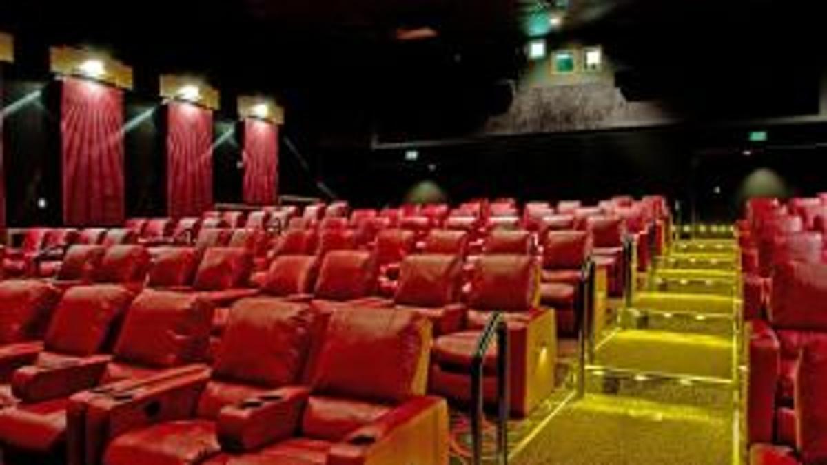 Amc Southern Hills 12 In Sioux City Now Offers Reclining Seats Alcohol New Foods Local Business Siouxcityjournal Com
