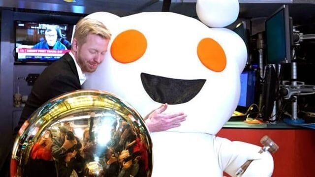 Reddit Shares Soar as It Begins Trading on NYSE