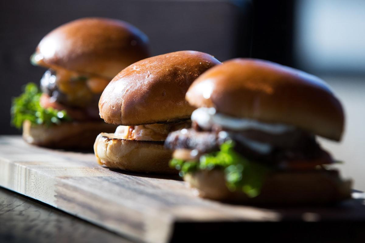 Dining review: Ollie 