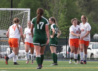 Council Bluffs Thomas Jefferson Girls Soccer Earns Senior Night
