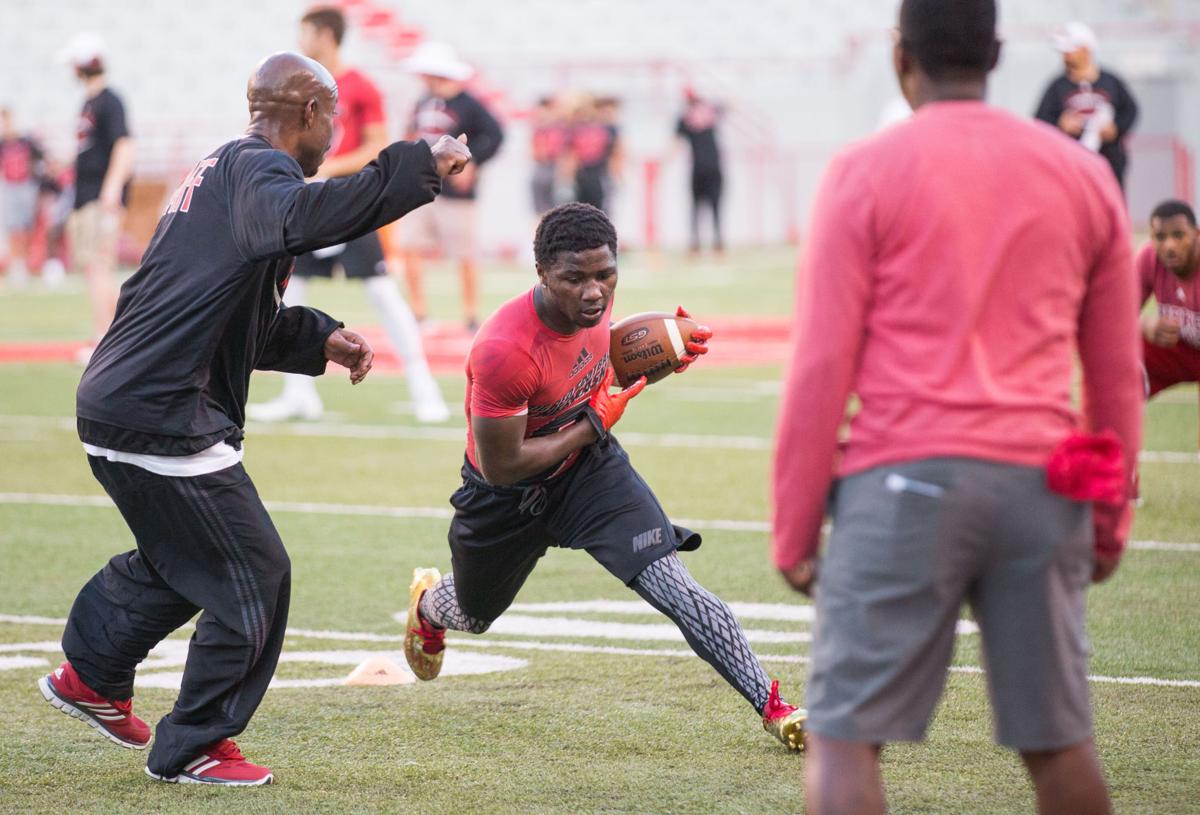 35. Tyjon Lindsey
