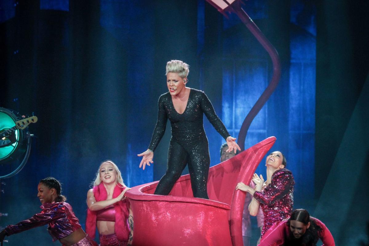 Review Pink's Omaha concert might be the best pop show