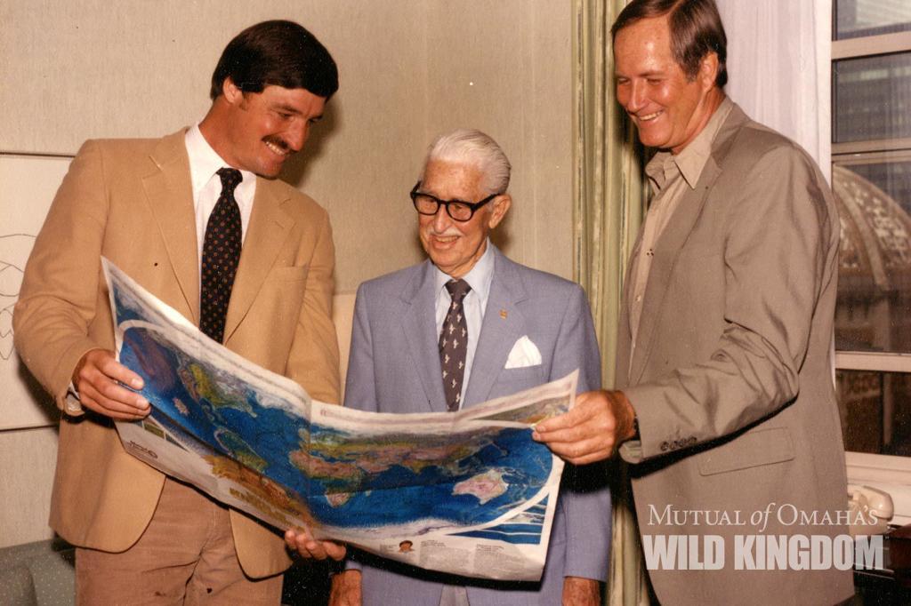 Jim Fowler Longtime Host Of Mutual Of Omaha S Wild Kingdom