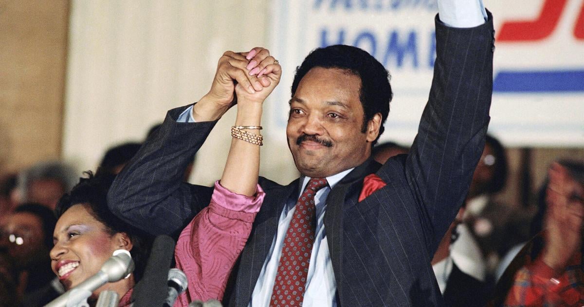 Civil rights leader Jackson dies; Obama shuts down alien buzz | Hot off ...
