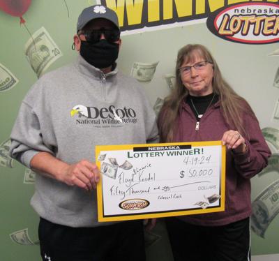 Floyd and Laurie Knodel, Colossal Cash lottery winners
