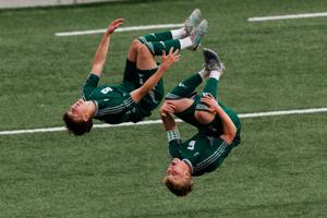 051226-owh-spo-boysclassa2-nf-12.JPG