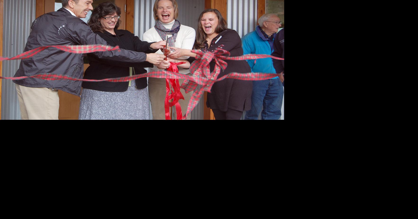 Curlew dedicates first public library People