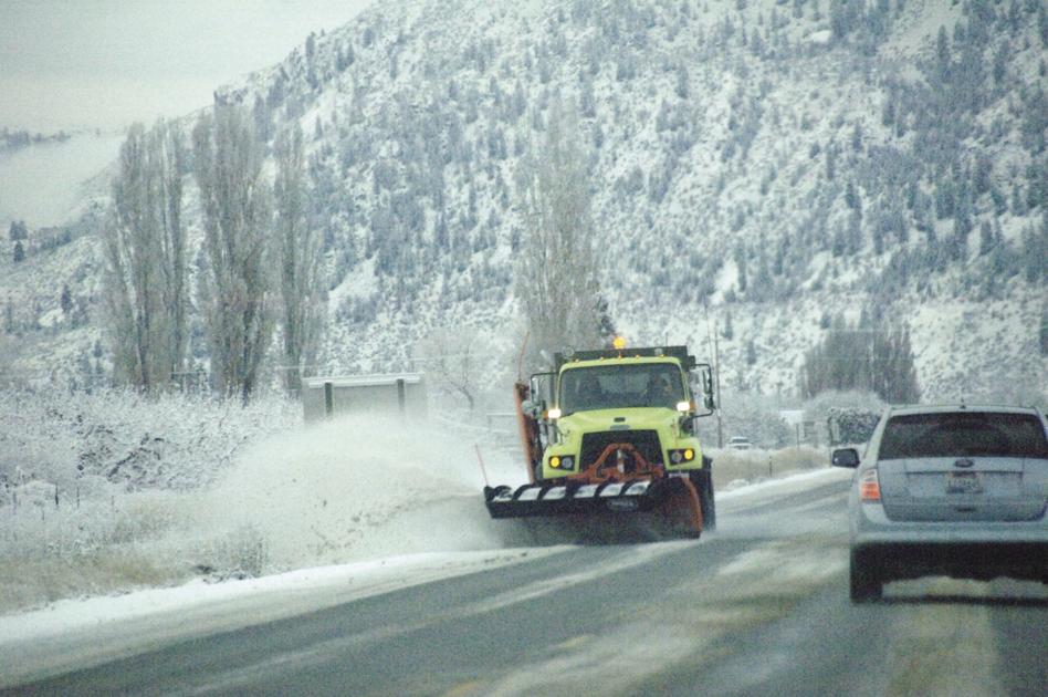Snow brings out plows News