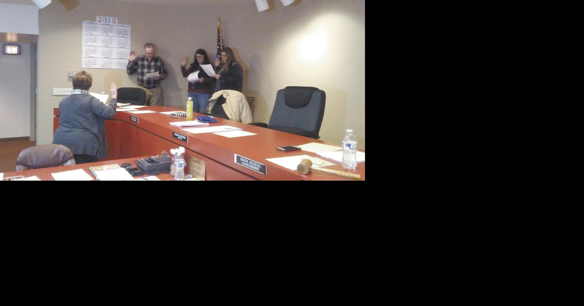 Tonasket mayor sworn into office News