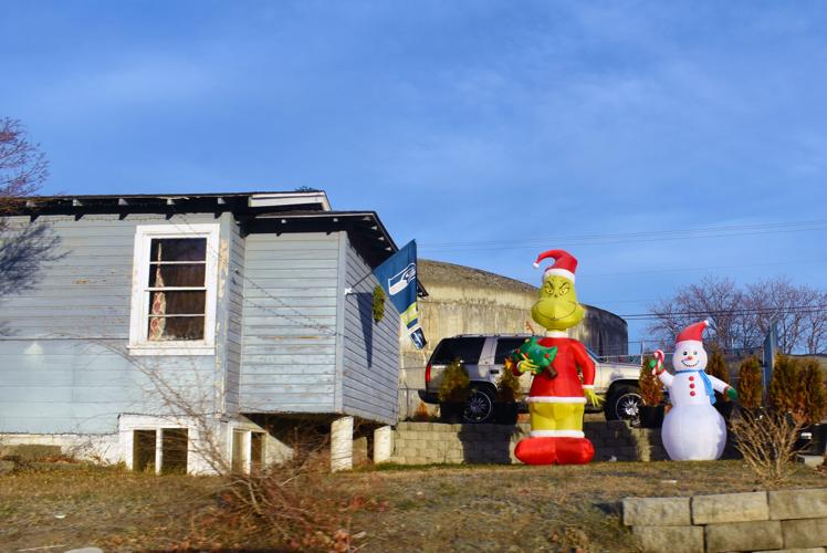 Lighting up the holidays Lifestyle