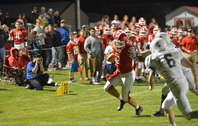 Republic Football Knocks Off Entiat High School Omakchronicle Com