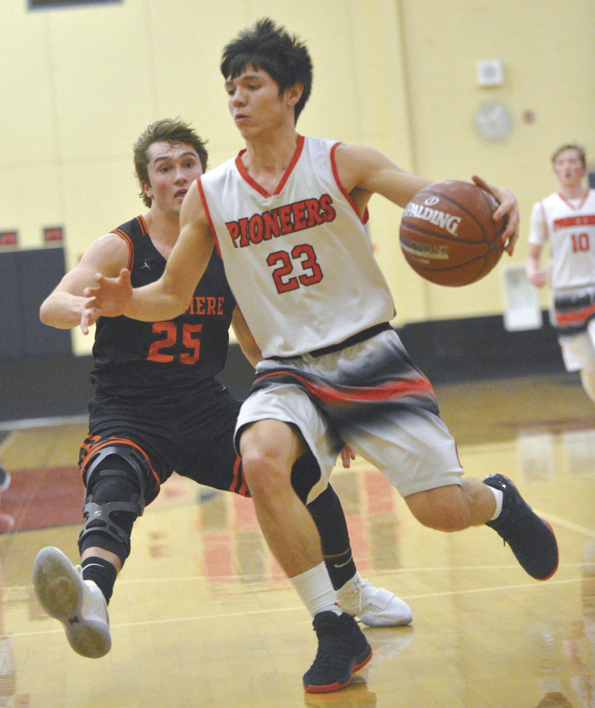 Boys Basketball Omak Soars Past Cashmere Stands Tall In First