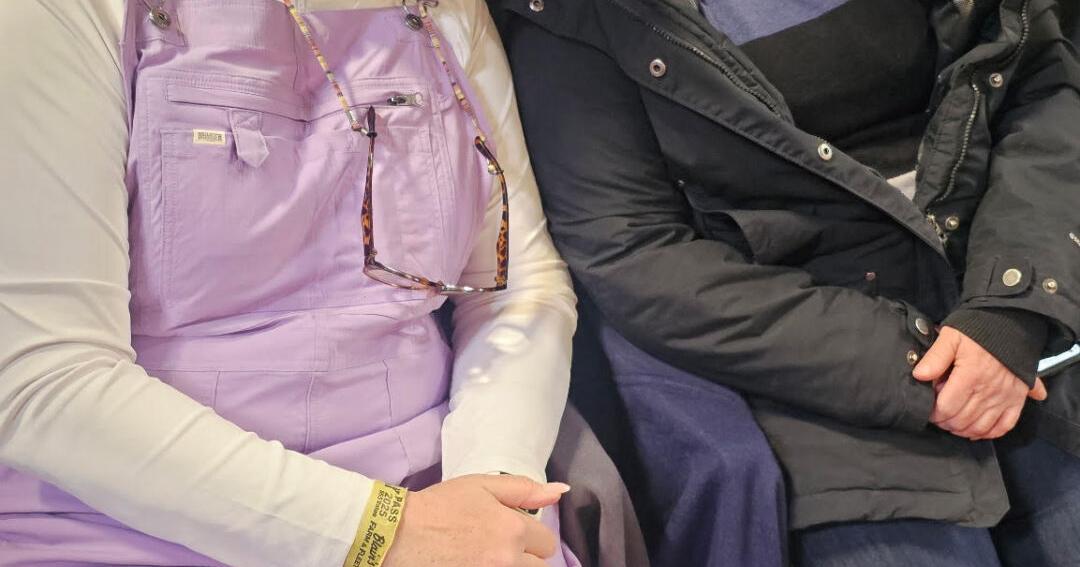 Oregon’s ‘Barn Besties’ wins state award