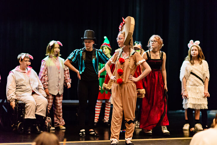 OMS students return to the stage with “Shrek Jr.” | Education ...