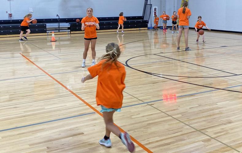 Basketball Oregon High School hosts youth basketball camps Sports