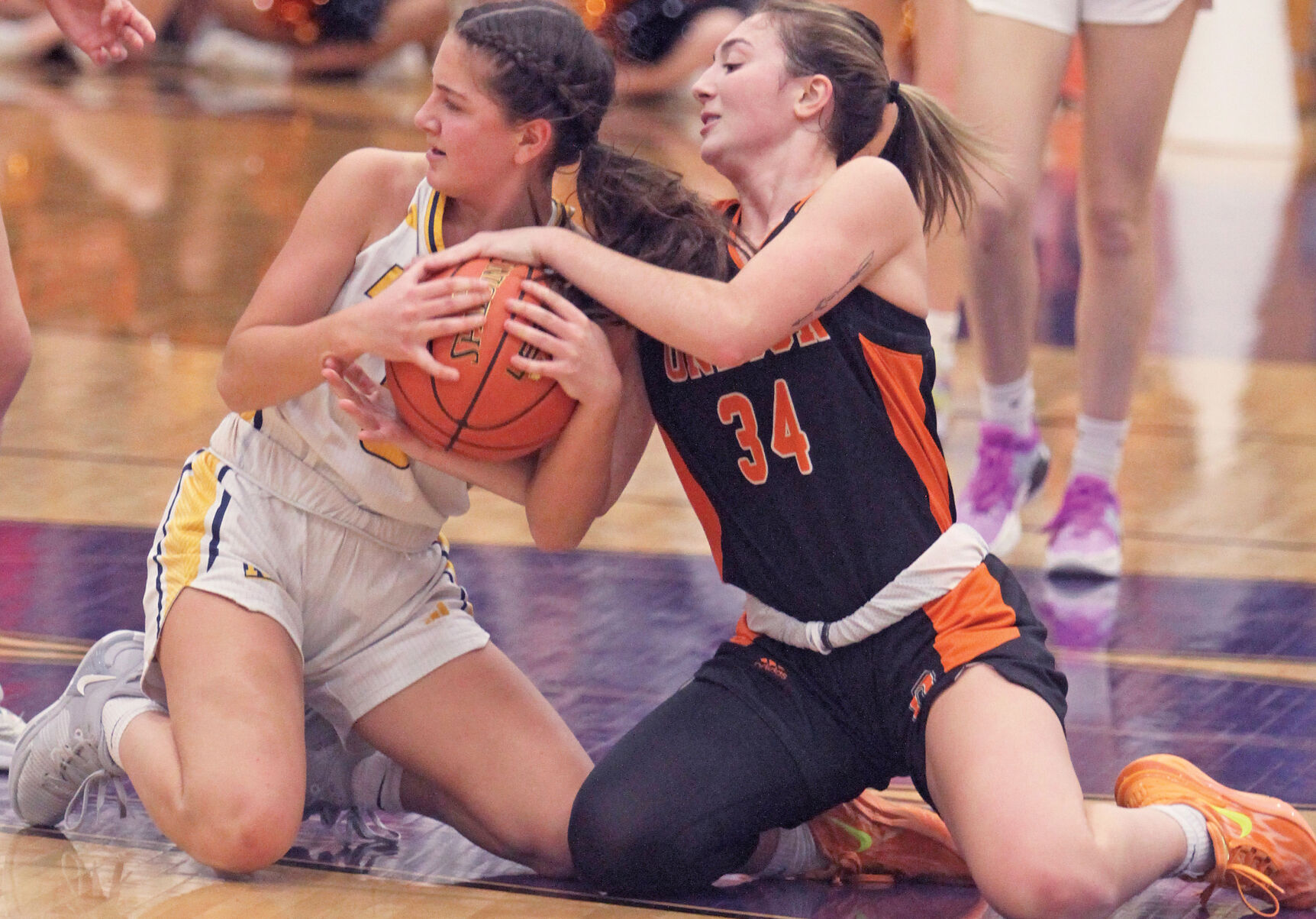 Girls basketball Oregon one step from state after surviving Kettle