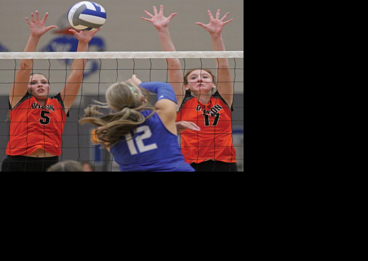 Volleyball: Trust not wavering after Oregon's loss in conference opener