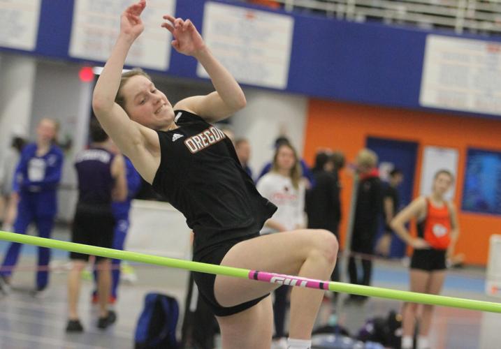 Girls track and field: Oregon wins four events at UW-Platteville Invite |  Sports | oregonobserver.com