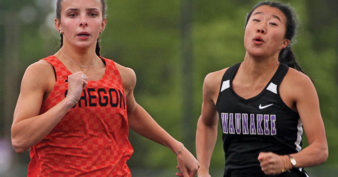 Girls track: Oregon's Clara Evenson sets school record in pole vault at Badger Large meet