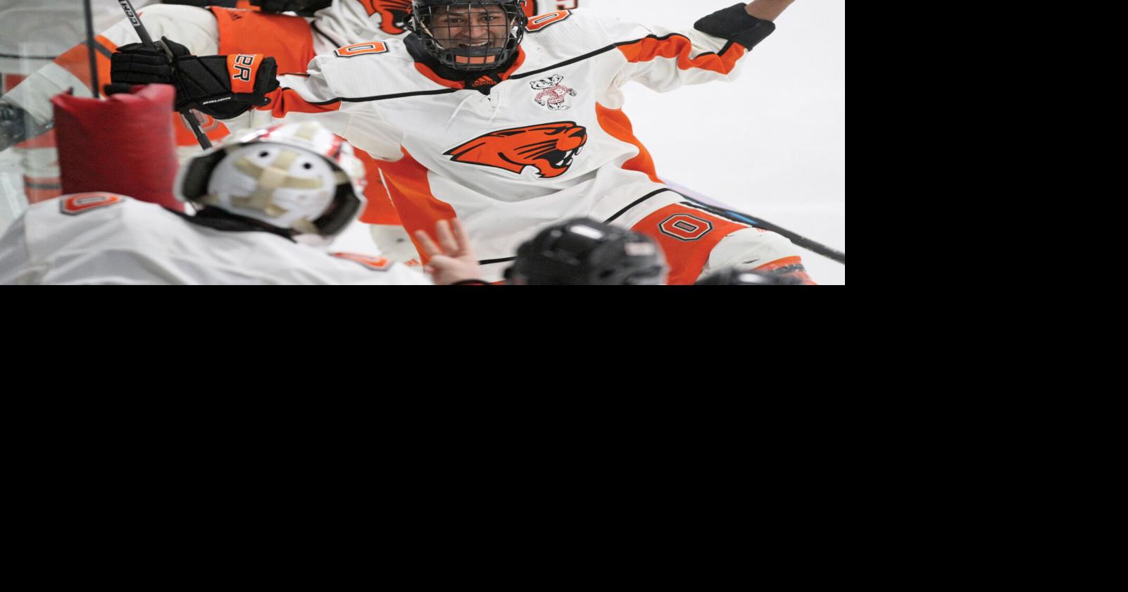 Boys hockey: Oregon banking on senior class to lead the way