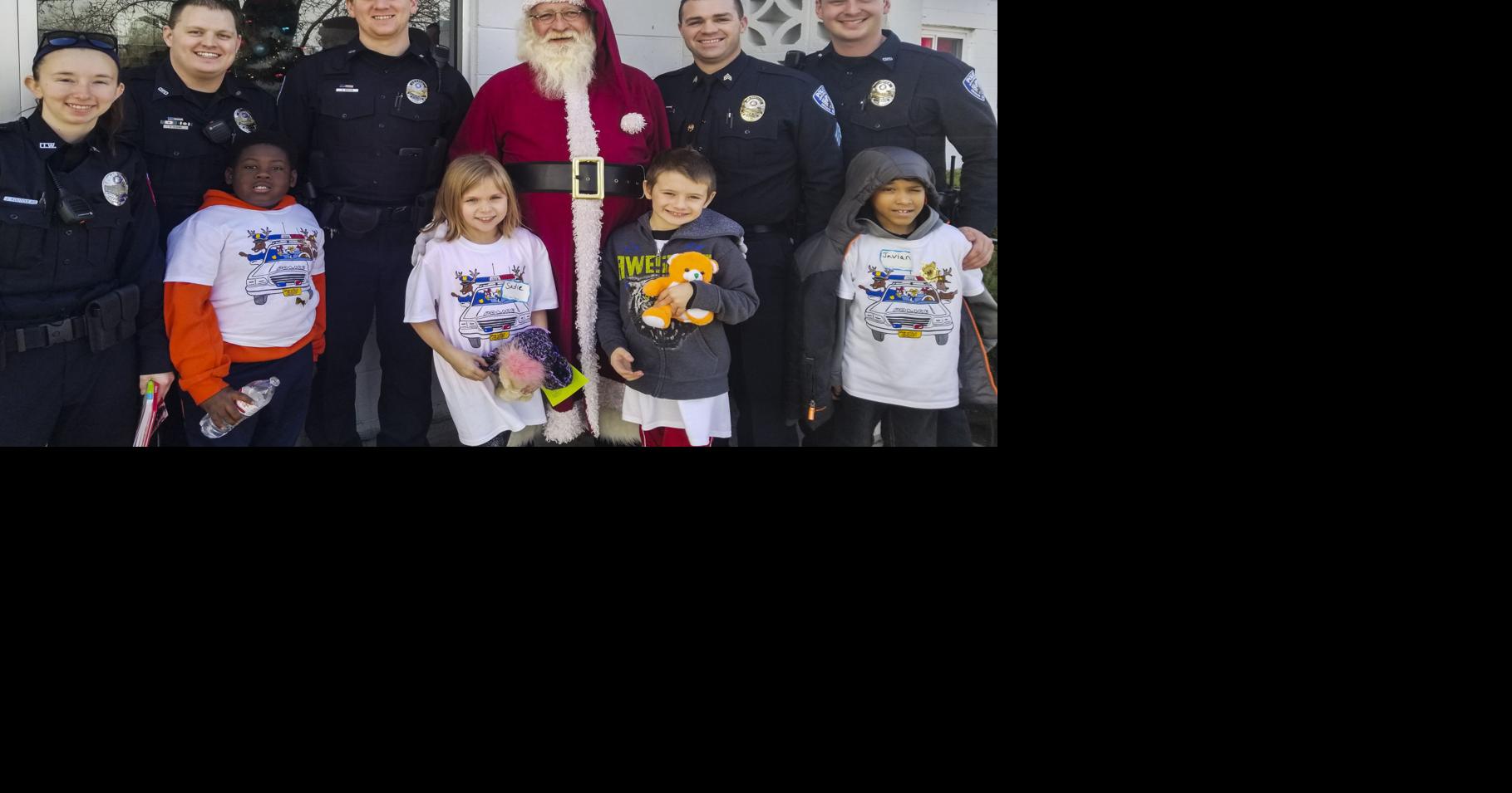 Police bring holiday cheer | Community | oregonobserver.com