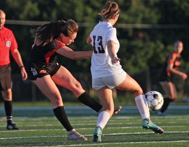 Girls soccer: How Reese Richardson sparked Oregon to a ninth straight ...