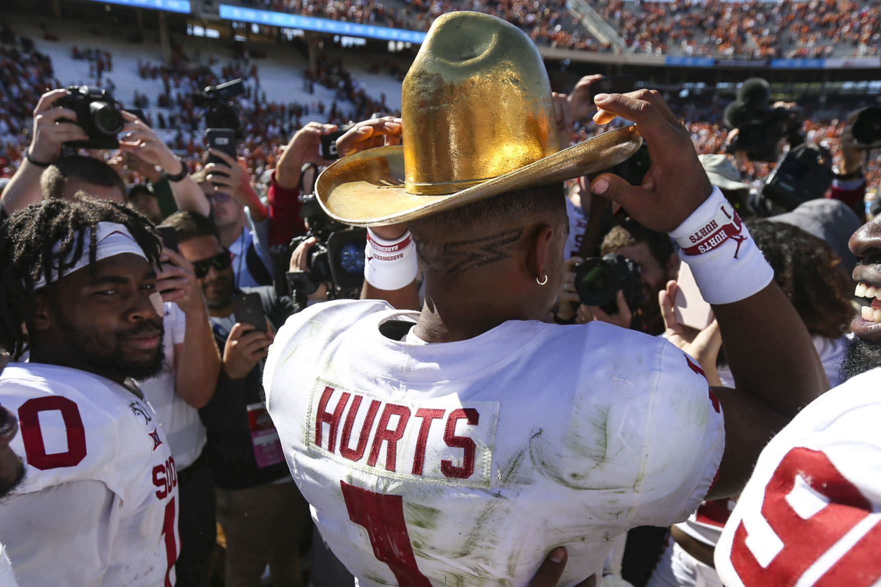 OU Football: Sooners Celebrate After Beating Texas In Red River ...